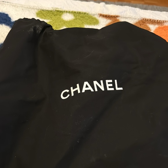 Authentic brand new Chanel handbag - Picture 11 of 15